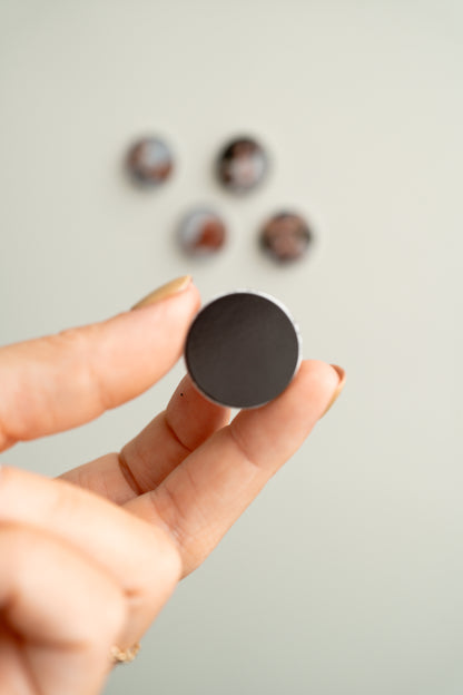 Cabochon